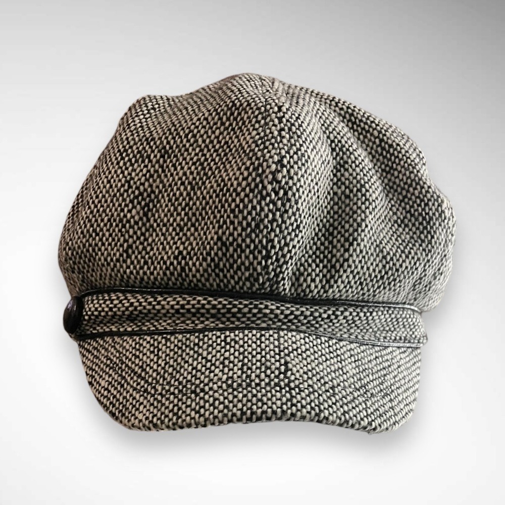 NINE & CO BY NINE WEST Black‎ and White Wool Blend Newsboy Cap | EUC